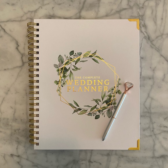 Complete Wedding Planner Guide - Picture 1 of 8